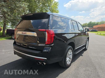 2023 GMC Yukon Denali 5SA - miniatura 3