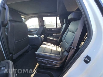 2023 GMC Yukon Denali 5SA - miniatura 13