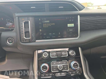 2023 GMC Yukon Denali 5SA - miniatura 10