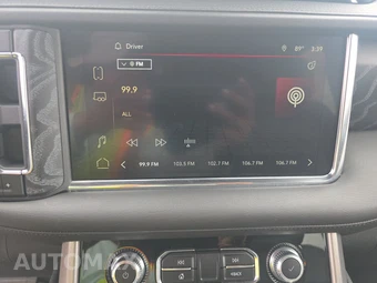 2023 GMC Yukon Denali 5SA - miniatura 11