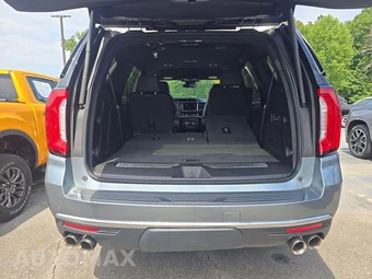 2023 GMC Yukon Denali 5SA - miniatura 15