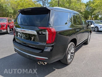 2023 GMC Yukon Denali 5SA - miniatura 3