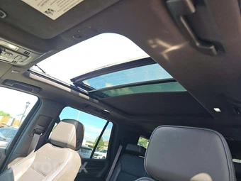 2023 GMC Yukon Denali 5SA - miniatura 11