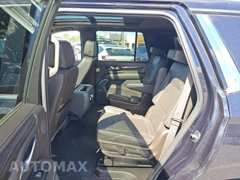 2023 GMC Yukon Denali 5SA - miniatura 13