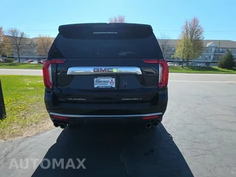 2023 GMC Yukon Denali 5SA - miniatura 4