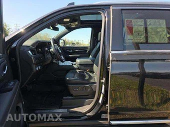 2023 GMC Yukon Denali 5SA - miniatura 7