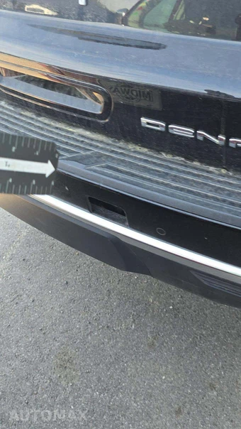 2023 GMC Yukon Denali 5SA - miniatura 25