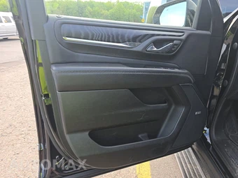 2023 GMC Yukon Denali 5SA - miniatura 9