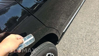 2023 GMC Yukon Denali 5SA - miniatura 30