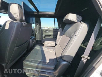 2023 GMC Yukon Denali 5SA - miniatura 13