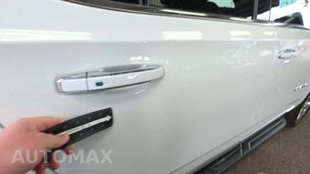 2023 GMC Yukon Denali 5SA - miniatura 23