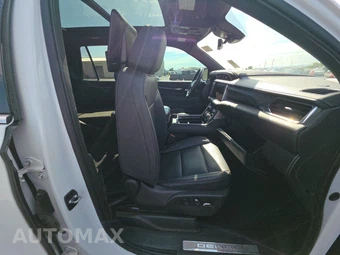 2023 GMC Yukon Denali 5SA - miniatura 8