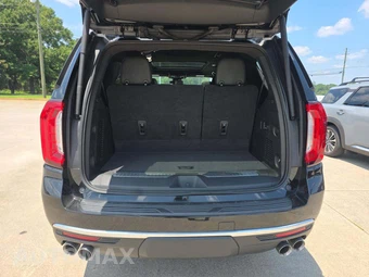 2023 GMC Yukon Denali 5SA - miniatura 12