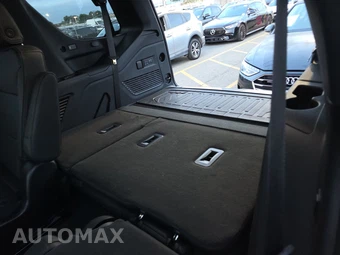 2023 GMC Yukon Denali 5SA - miniatura 14