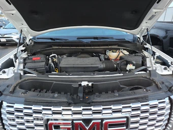 2023 GMC Yukon Denali 5SA - miniatura 17