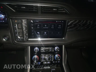 2023 GMC Yukon Denali 5SA - miniatura 11
