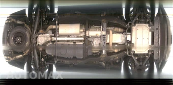 2023 GMC Yukon Denali 5SA - miniatura 18