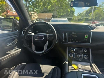 2023 GMC Yukon Denali 5SA - miniatura 14