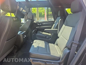 2023 GMC Yukon Denali 5SA - miniatura 16