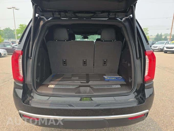 2023 GMC Yukon Denali 5SA - miniatura 12