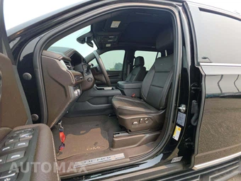 2023 GMC Yukon Denali 5SA - miniatura 3