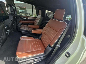 2023 GMC Yukon Denali Ultimate - miniatura 13