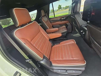2023 GMC Yukon Denali Ultimate - miniatura 17