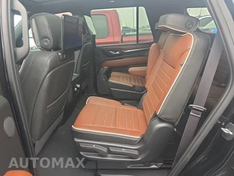 2023 GMC Yukon Denali Ultimate - miniatura 16