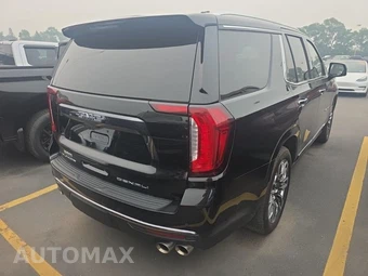 2023 GMC Yukon Denali Ultimate - miniatura 4