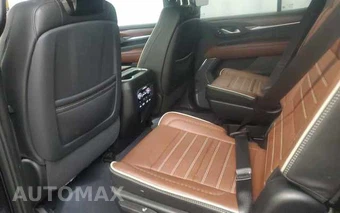 2023 GMC Yukon Denali Ultimate - miniatura 13