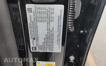 2023 GMC Yukon Denali Ultimate - miniatura 9