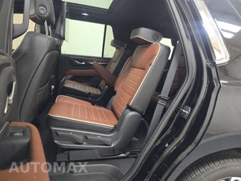 2023 GMC Yukon Denali Ultimate - miniatura 13