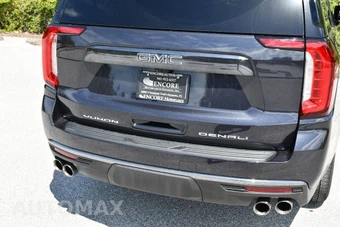 2023 GMC Yukon Denali Ultimate 5SB - miniatura 10