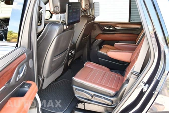 2023 GMC Yukon Denali Ultimate 5SB - miniatura 15