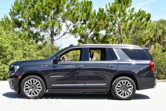 2023 GMC Yukon Denali Ultimate 5SB - miniatura 30