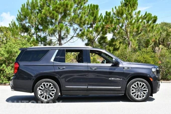 2023 GMC Yukon Denali Ultimate 5SB - miniatura 37