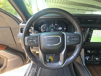 2023 GMC Yukon Denali Ultimate 5SB - miniatura 10