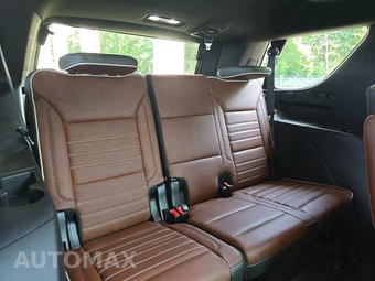 2023 GMC Yukon Denali Ultimate 5SB - miniatura 14