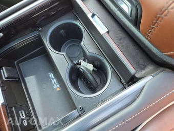 2023 GMC Yukon Denali Ultimate 5SB - miniatura 8