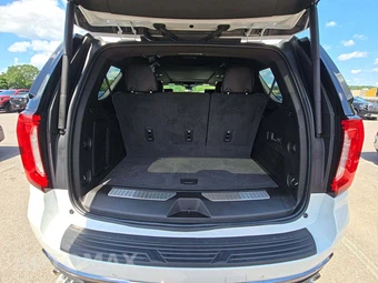 2023 GMC Yukon Denali Ultimate 5SB - miniatura 12