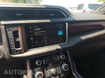 2023 GMC Yukon Denali Ultimate 5SB - miniatura 11
