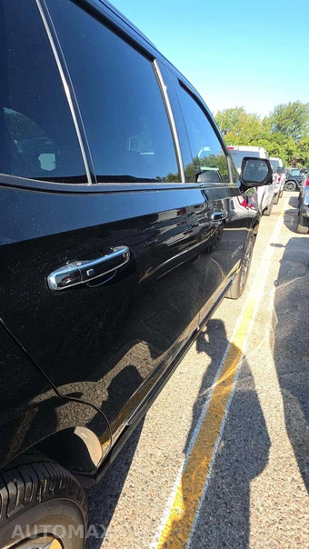 2023 GMC Yukon Denali Ultimate 5SB - miniatura 29