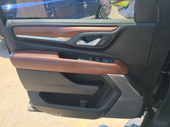 2023 GMC Yukon Denali Ultimate 5SB - miniatura 9