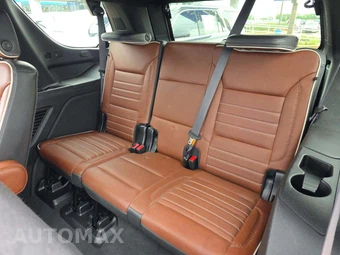 2023 GMC Yukon Denali Ultimate 5SB - miniatura 14
