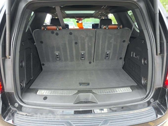 2023 GMC Yukon Denali Ultimate 5SB - miniatura 15