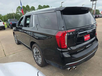2023 GMC Yukon Denali Ultimate 5SB - miniatura 2
