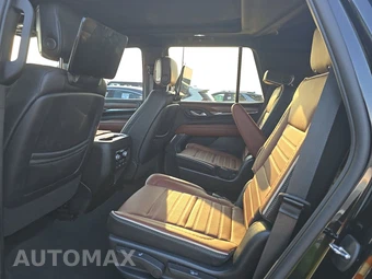 2023 GMC Yukon Denali Ultimate 5SB - miniatura 13