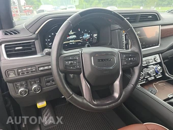 2023 GMC Yukon Denali Ultimate 5SB - miniatura 10