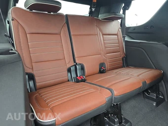 2023 GMC Yukon Denali Ultimate 5SB - miniatura 14