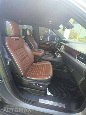 2023 GMC Yukon Denali Ultimate 5SB - miniatura 19